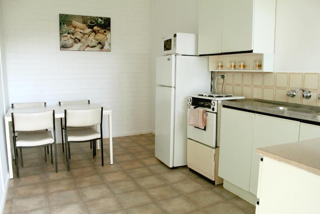 Mermaid Holiday Units Merimbula Room photo